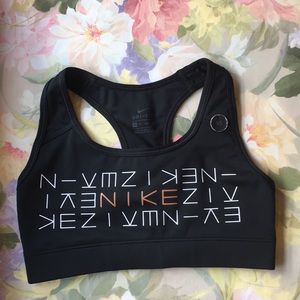NIKE NWOT Sports Bra, New with Size Tag!